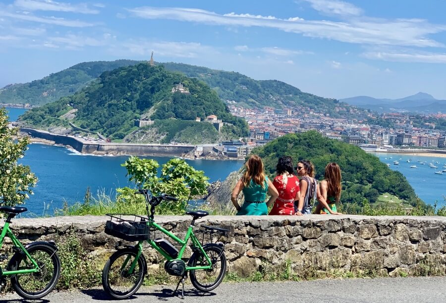 Classic electric bike Tour of San Sebastian - Bike Rental SS